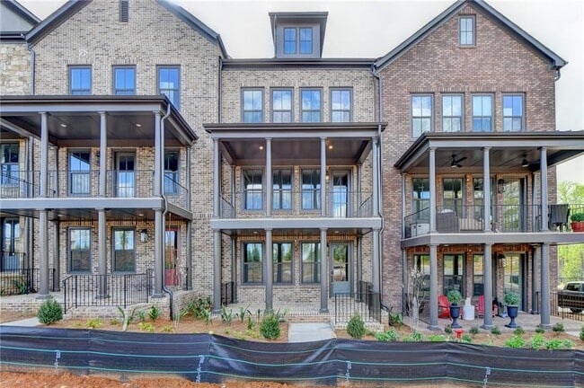 375 Chiswick Cir in Alpharetta, GA - Building Photo - Building Photo