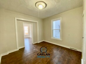 46 Henry St, Unit 1L in New Haven, CT - Building Photo - Building Photo