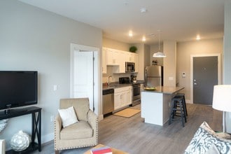 The Flats at South Park in Dayton, OH - Foto de edificio - Building Photo