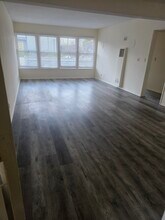 427 Avenue G Ave, Unit 8 in Redondo Beach, CA - Building Photo - Building Photo