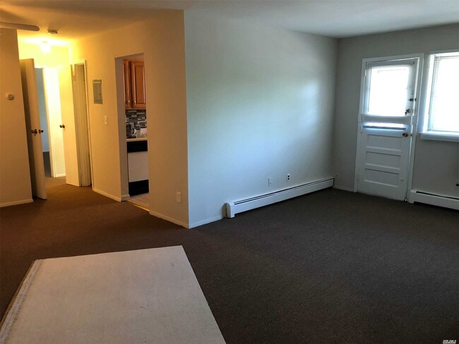 59 Adams Rd-Unit -2F in Central Islip, NY - Building Photo - Building Photo