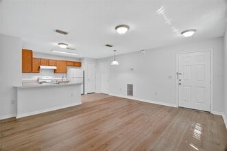 525 Paulling Dr in Leesburg, FL - Building Photo - Building Photo