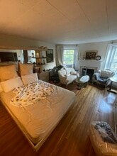 1057 Beacon St, Unit 8 in Brookline, MA - Building Photo - Building Photo