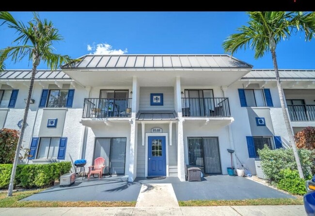 3100 S Dixie Hwy in Boca Raton, FL - Building Photo - Building Photo