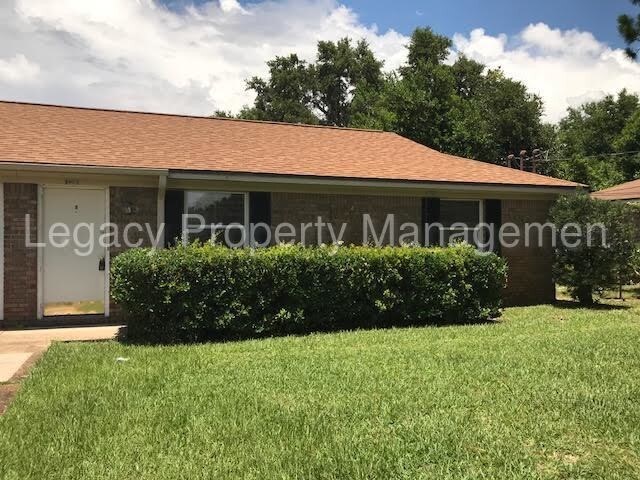 3406 Green Briar Ct-Unit -Unit B in Gulf Breeze, FL - Building Photo