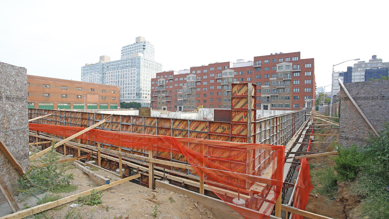 19 S 11th St in Brooklyn, NY - Building Photo