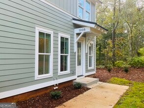 100 Gardenia Ln in Lagrange, GA - Building Photo - Building Photo