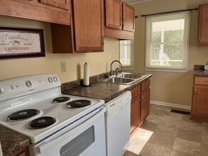 25 Cascade Ter in Burlington, IA - Foto de edificio - Building Photo