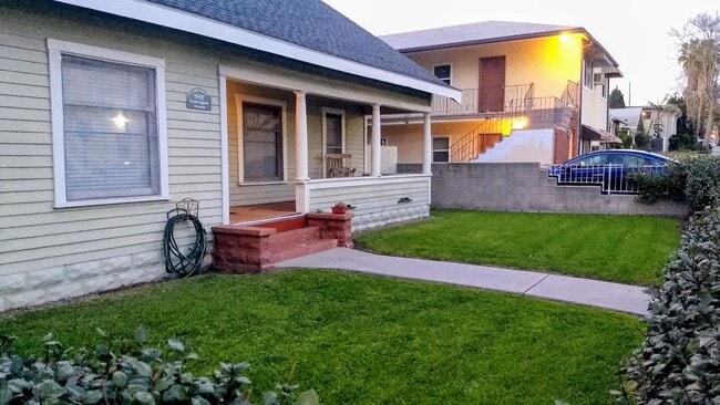 7657 Washington Ave in Whittier, CA - Building Photo - Building Photo