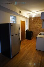 1259 W Devon Ave in Chicago, IL - Building Photo - Building Photo
