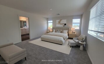 8418 Sycamore Crk St in Las Vegas, NV - Foto de edificio - Building Photo