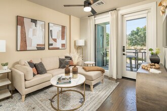 The Quincy at Kierland in Scottsdale, AZ - Foto de edificio - Building Photo