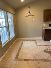 6907 Dubuque Ln in Austin, TX - Building Photo - Building Photo