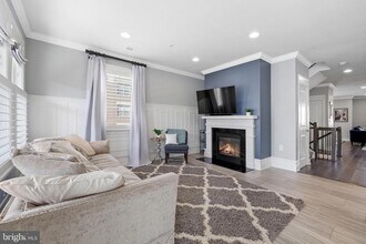 621 Bluemont Ave in Alexandria, VA - Building Photo - Building Photo