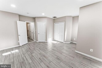 16782 Blackjack Oak Ln in Woodbridge, VA - Building Photo - Building Photo