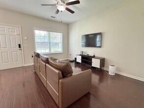 112 William H Wilson Ave in Hinesville, GA - Building Photo - Building Photo