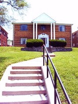 7260 Reading Rd in Cincinnati, OH - Building Photo