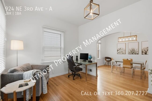 924 NE 3rd Ave in Camas, WA - Building Photo - Building Photo