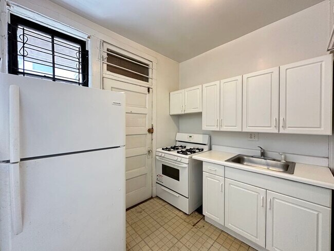 4402 N Winchester Ave in Chicago, IL - Building Photo - Building Photo