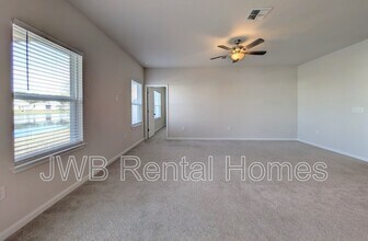 1411 Tan Tara Trl in Jacksonville, FL - Building Photo - Building Photo