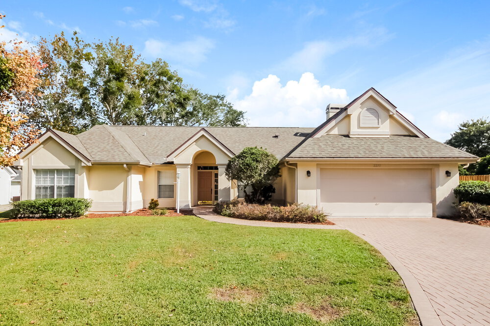 2273 Lake Marion Dr in Apopka, FL - Building Photo