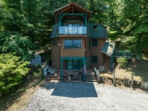 125 Shirley St in Gray, TN - Building Photo - Building Photo