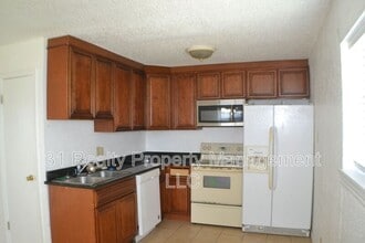 704 Frisco Rd in Sherman, TX - Building Photo - Building Photo