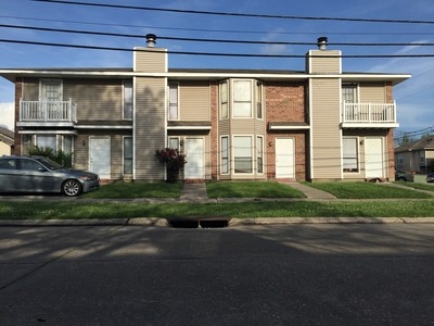 5236-5245 Brightside View Dr in Baton Rouge, LA - Foto de edificio