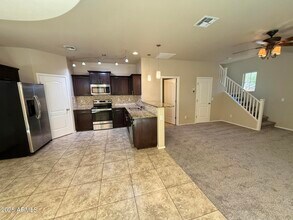 2062 E Heartwood Ln in Phoenix, AZ - Building Photo - Building Photo
