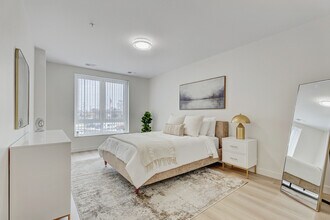 9201 N Milwaukee Ave in Niles, IL - Building Photo - Building Photo