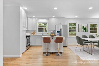 6101 Davidson Dr in Matthews, NC - Building Photo - Building Photo