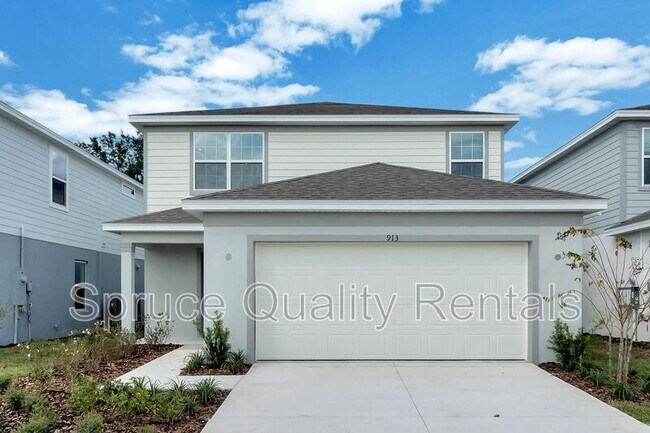 property at 913 Rivers Crossing St