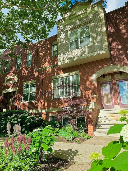 3453 N Lawndale Ave in Chicago, IL - Building Photo