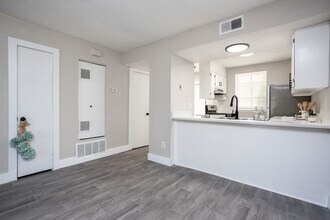 Southridge in Griffin, GA - Foto de edificio - Interior Photo