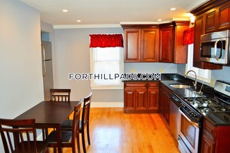 22 Lambert St, Unit 2 in Boston, MA - Building Photo - Building Photo