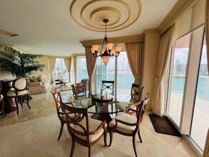 3370 Hidden Bay Dr, Unit #1413 in Aventura, FL - Building Photo - Building Photo