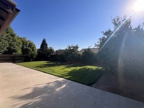 4102 S Kent St in Visalia, CA - Building Photo - Building Photo