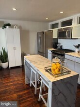 126 N 3rd St in Philadelphia, PA - Building Photo - Building Photo