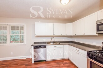 2301 Longleaf Dr in Charlotte, NC - Building Photo - Building Photo