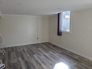 3556 SE 60th Ave, Unit 3556SE60thB in Portland, OR - Foto de edificio - Building Photo