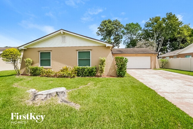 property at 1391 Dinnerbell Ln E