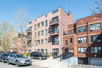 199-201 Chauncey St in Brooklyn, NY - Building Photo - Building Photo