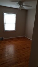 13660 Manhattan St in Oak Park, MI - Building Photo - Building Photo