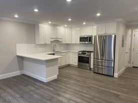 6 Trenton St, Unit 5 Apartamentos