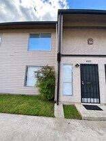 4022 Henley Rd in Orlando, FL - Building Photo