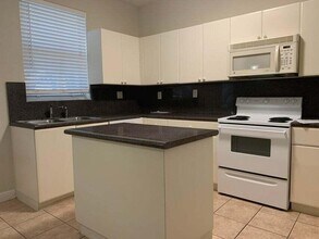 3507 Shoma Dr in West Palm Beach, FL - Building Photo - Building Photo