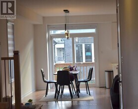 107 Molozzi St in Erin, ON - Building Photo - Building Photo