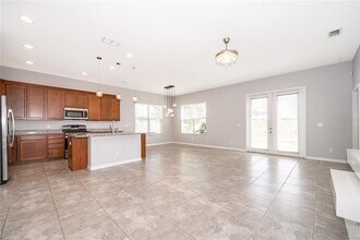 902 Grand Hilltop Dr in Apopka, FL - Building Photo - Building Photo