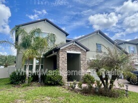 25149 Lambrusco Loop in Lutz, FL - Building Photo