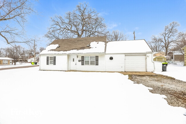 property at 900 Maple Ln